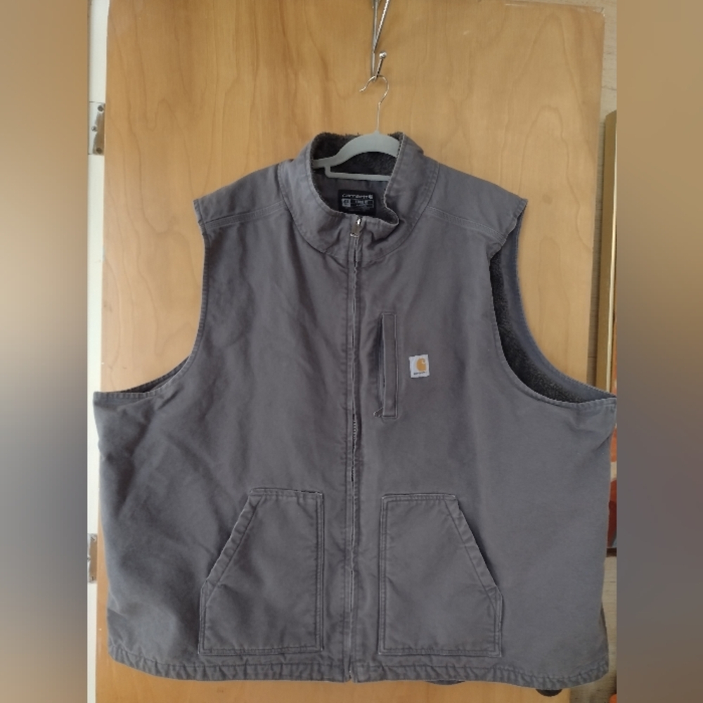 Carhartt men's Sherpa vest